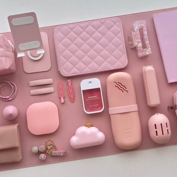 PRETTY THINGS ESSENTIAL SET